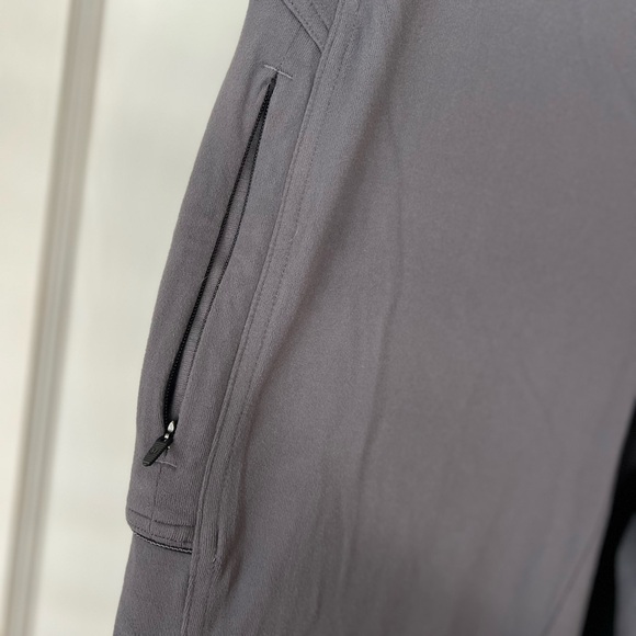 Lululemon legging joggers, Grey, Size 8 - Picture 4 of 4